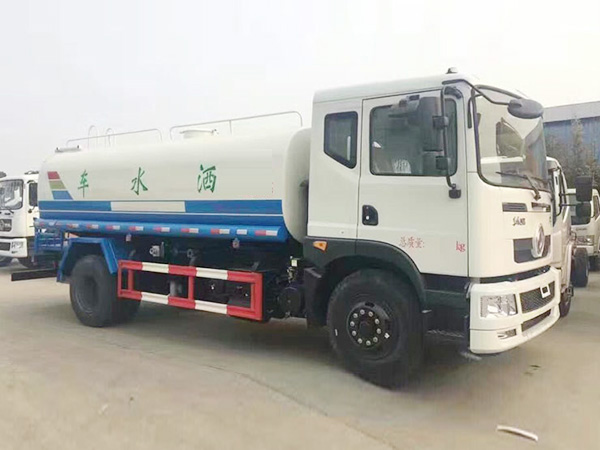 東風創(chuàng)普灑水車