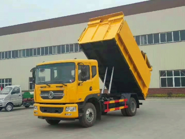 東風(fēng)多利卡D9國(guó)六自卸翼展垃圾車