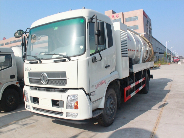 東風(fēng)天錦12方清洗吸污車